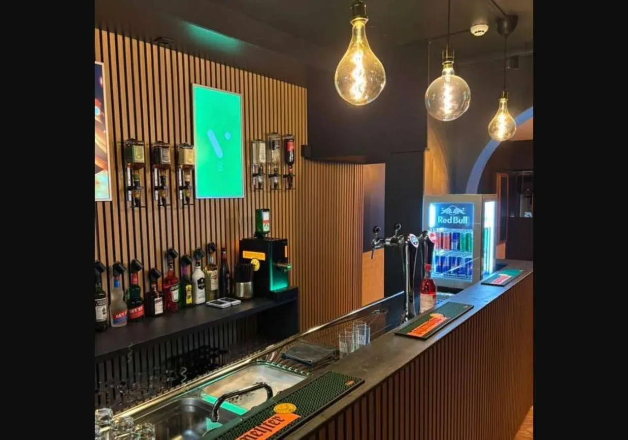 Bar à reprendre | 120 m² | Centre-ville