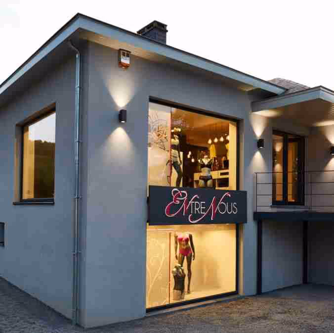 Magasin de lingerie à remettre | Reprise ou stock seul — photo 1