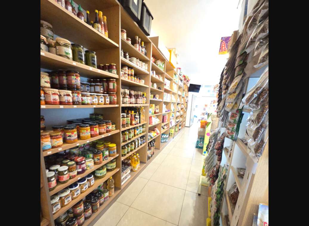 Commerce proximité | 100 m² équipé | Bonne visibilité