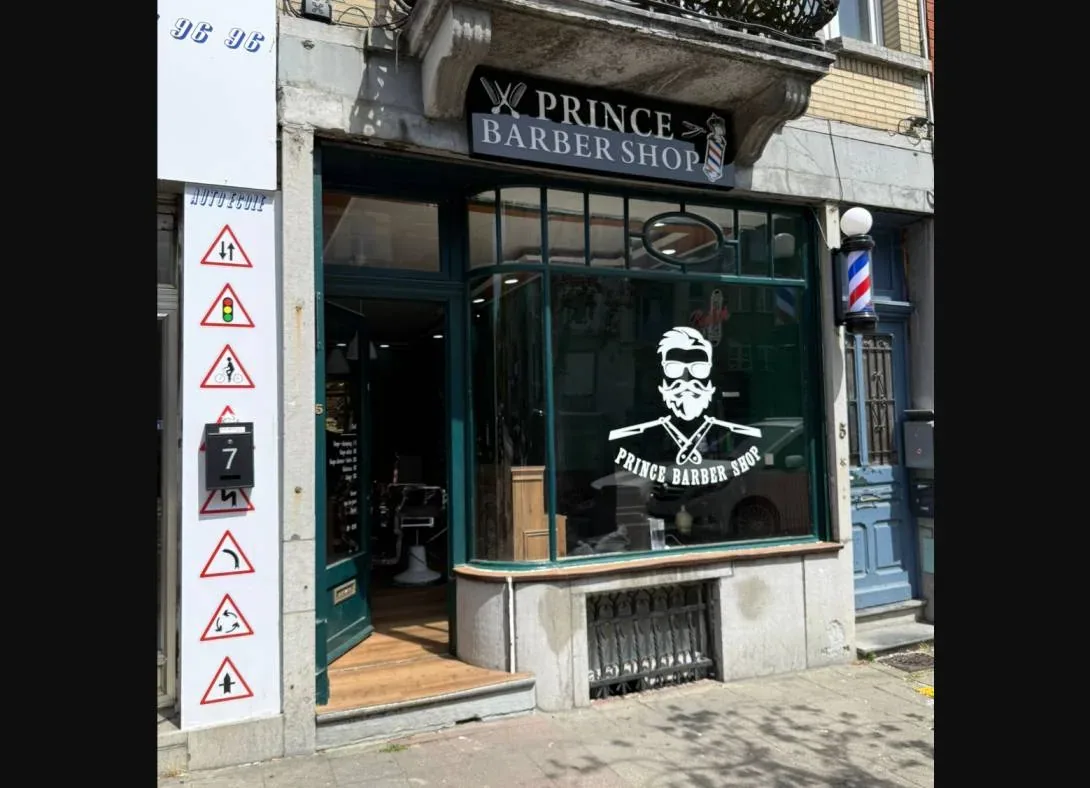 Barbershop moderne | Clientèle fidèle | Activité rentable