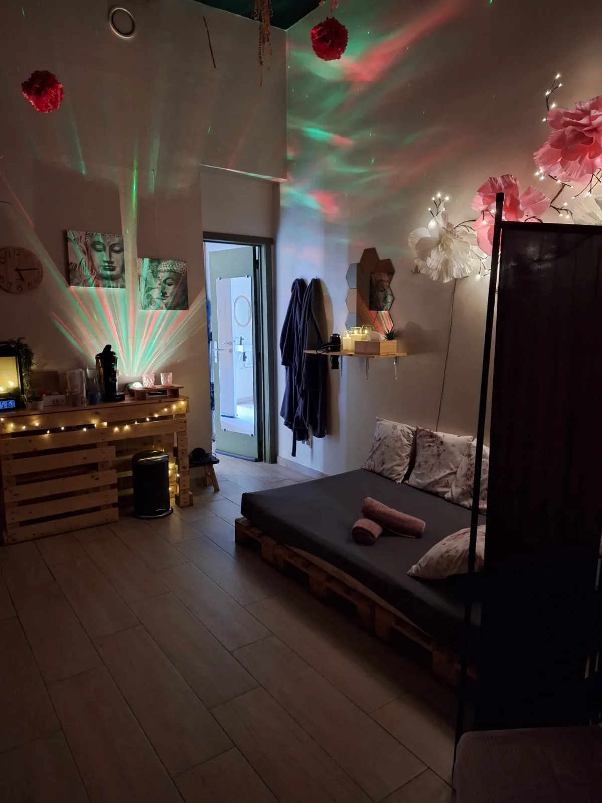 Centre Wellness privatif + esthétique | Espace extérieur avec jacuzzi