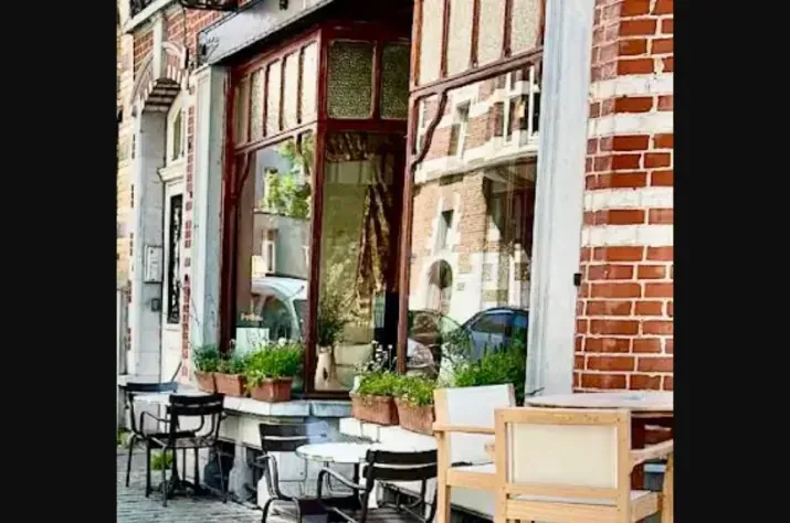 Horeca premium | Emplacement d’angle | Terrasse | Clé en main