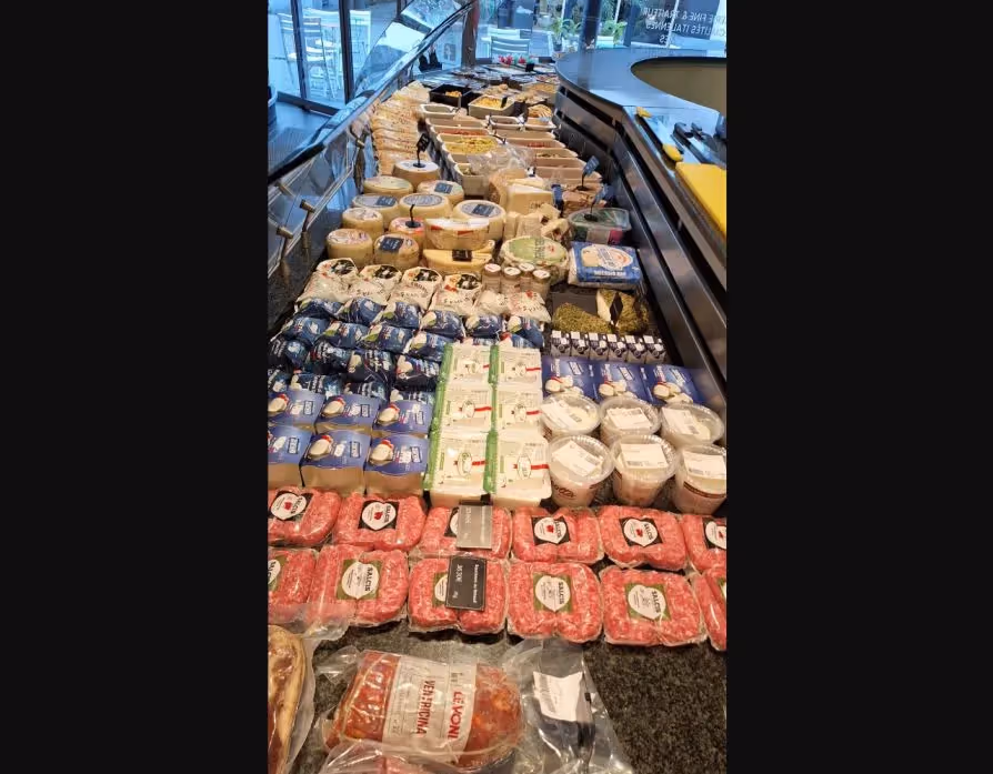 Épicerie italienne + terrasse | Clientèle fidèle | À reprendre