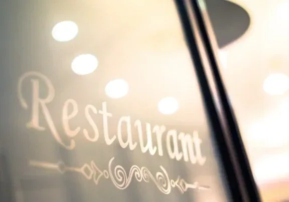 Brasserie | Salle + mezzanine | Emplacement central