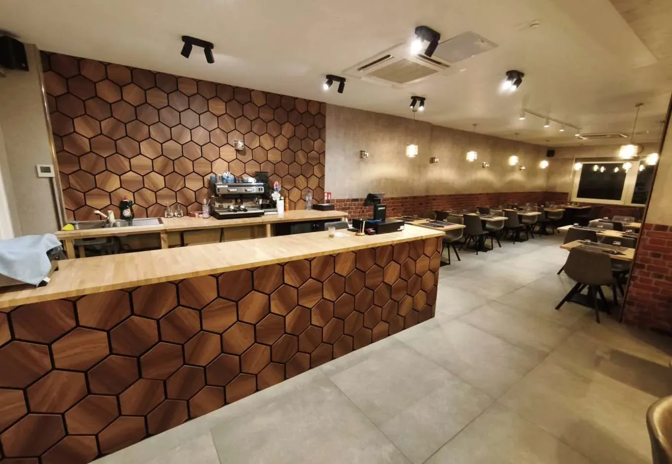 Pizzeria à remettre | 50 places assises | 100 m²